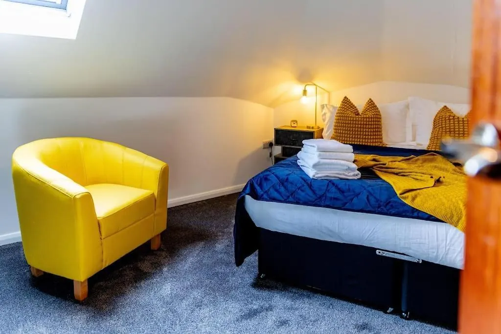Bijou Booth House Loft Apartment Sheffield 0*,  United Kingdom